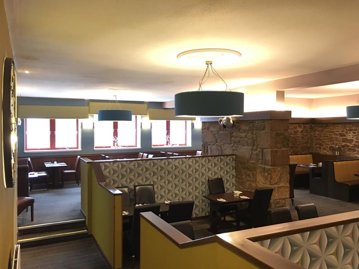 Linsmohr Hotel Pitmedden Bagian luar foto